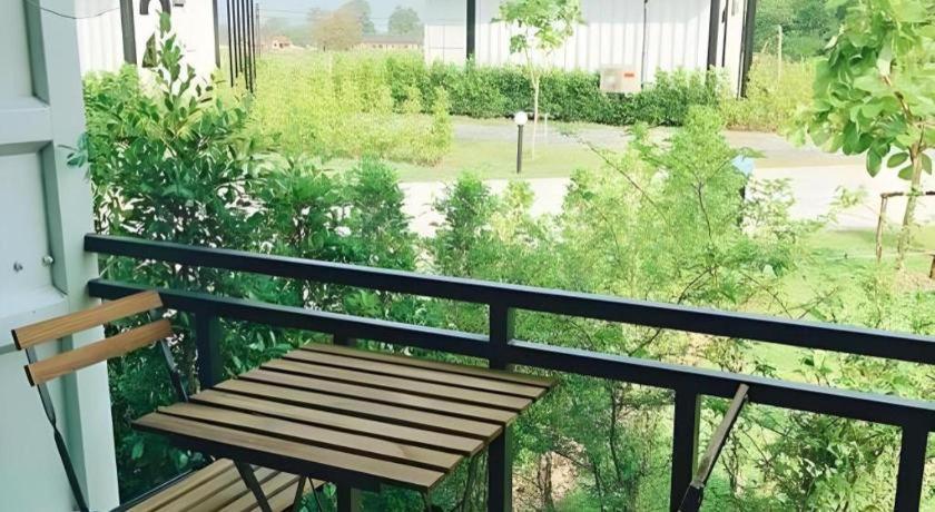Boxotel Ban Nong Chik  Exterior photo